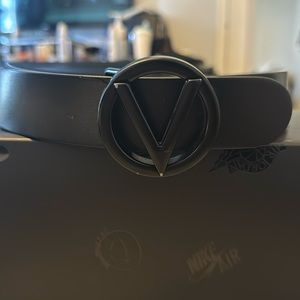Valentino Giusy Logo Buckle Leather Belt